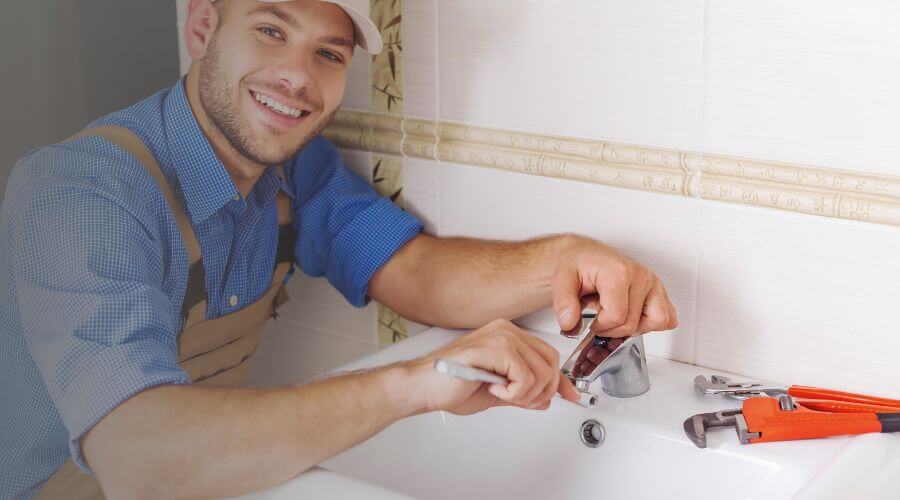 Expert burst pipe repair services in Bigelow, AR